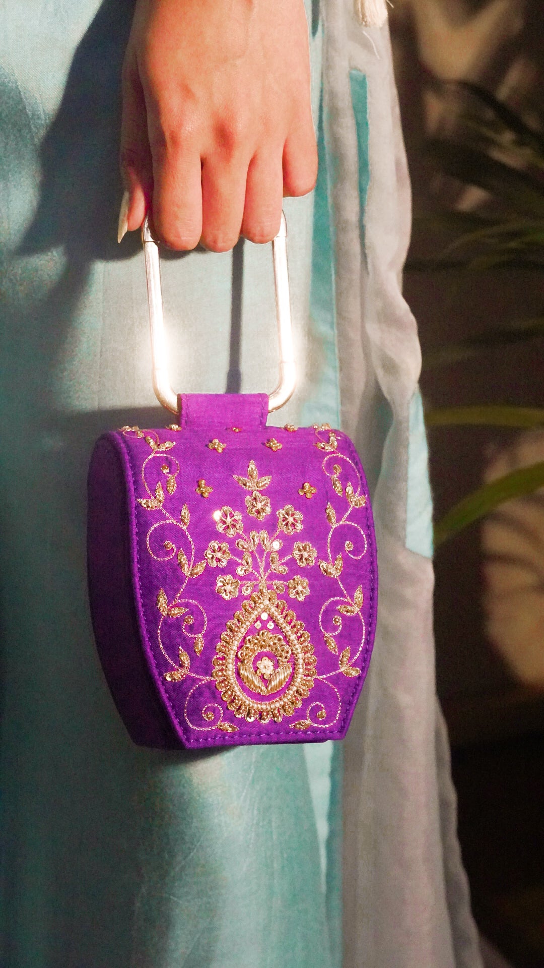 Zarina Clutch HANDBAG