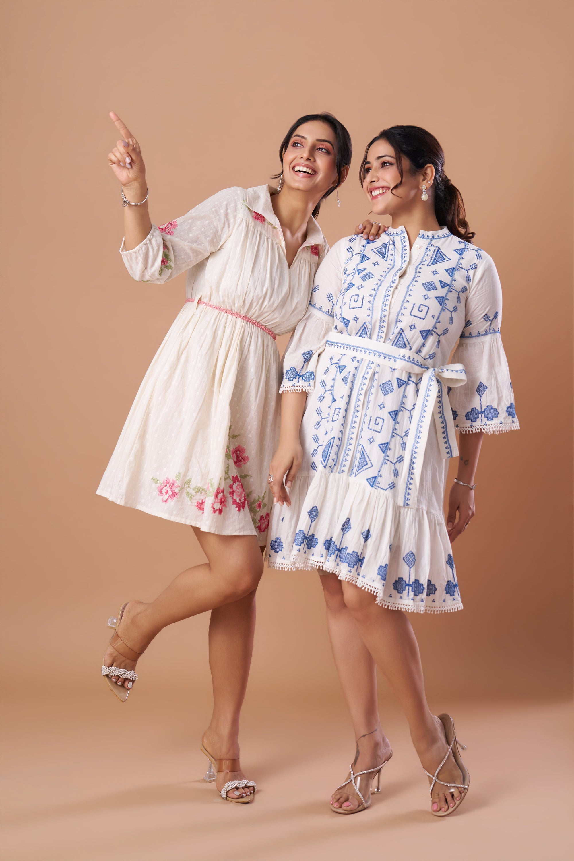 DRESSES
