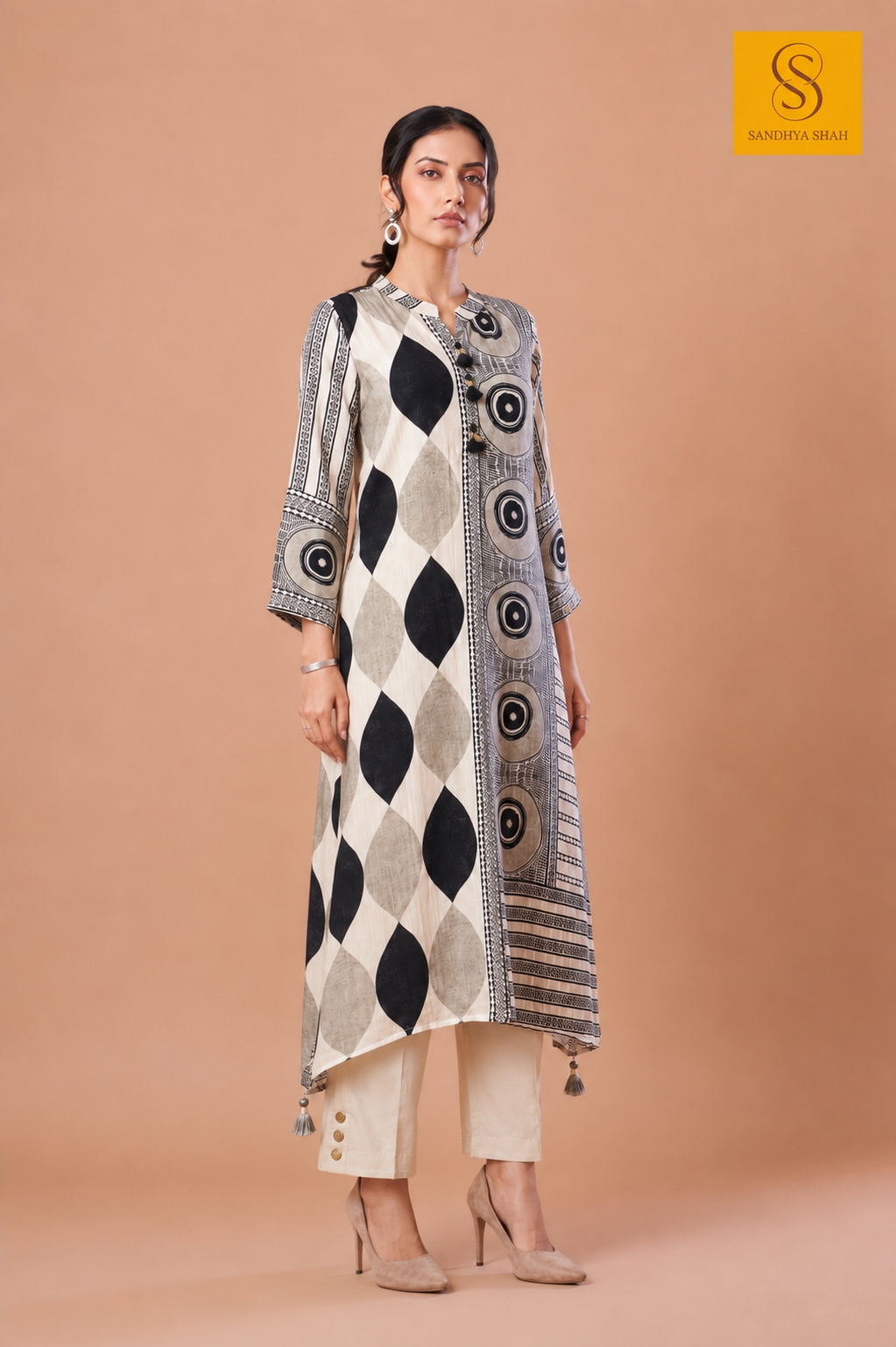 Abstract Contrast Kurta Set