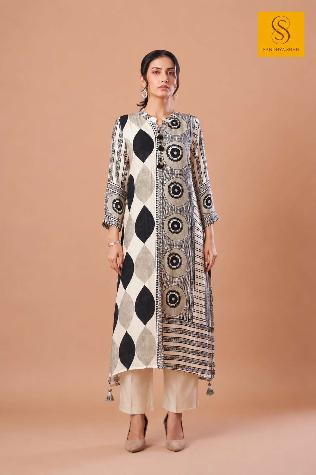 Abstract Contrast Kurta Set